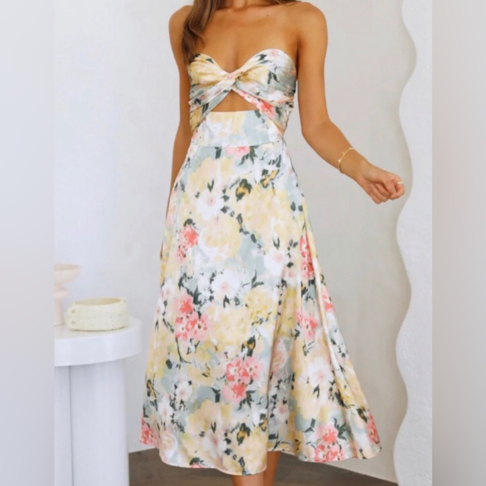 Hello Molly midi floral dress